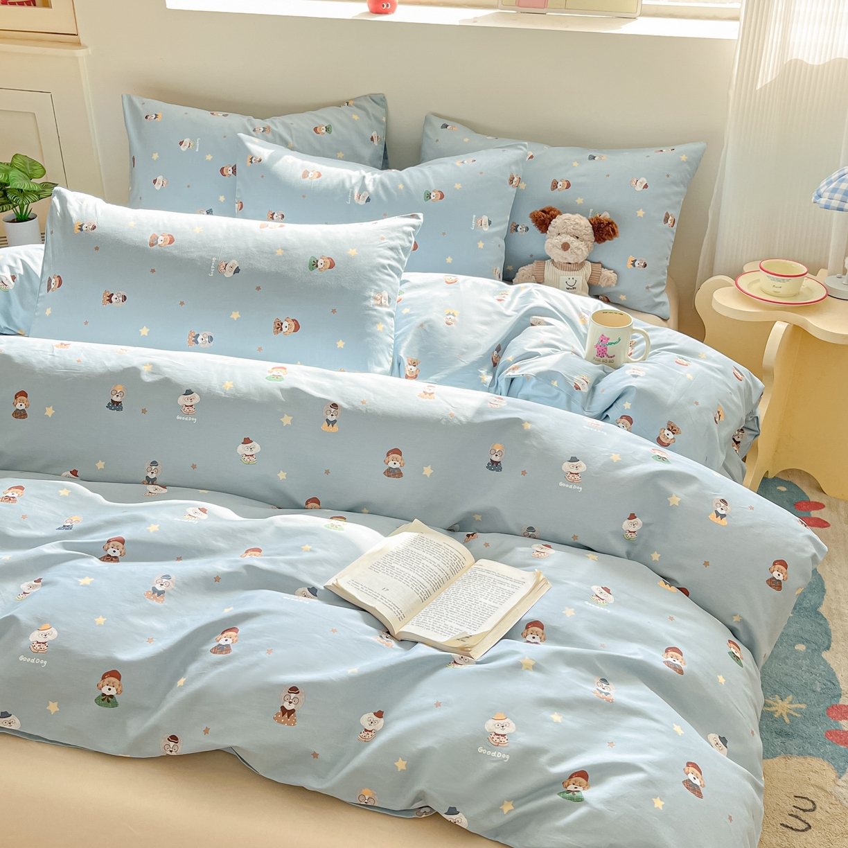 91家纺网 家纺一手货源 找家纺 吉象家纺 2026春夏新款全棉纯棉印花四件套 眼镜狗狗