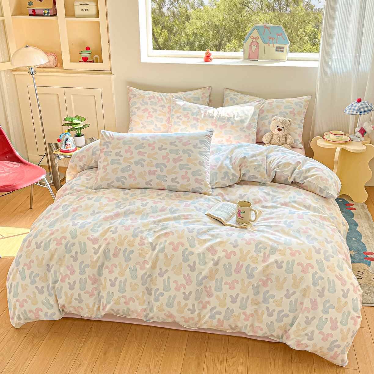 91家纺网 家纺一手货源 找家纺 吉象家纺 2026春夏新款全棉纯棉印花四件套 兔兔梦境 米