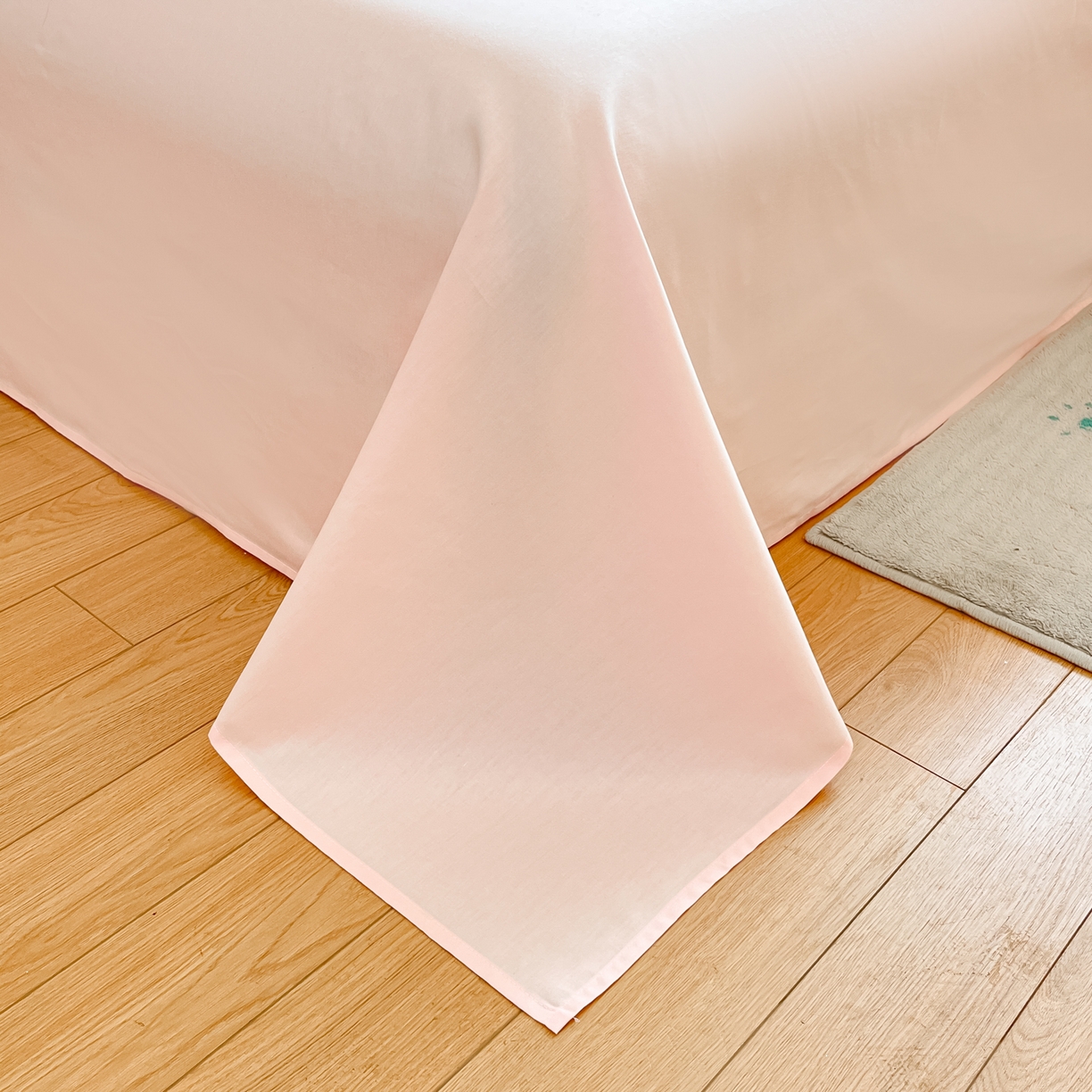 91家纺网 家纺一手货源 找家纺 吉象家纺 2026春夏新款全棉纯棉印花四件套 甜酱小猫(粉)