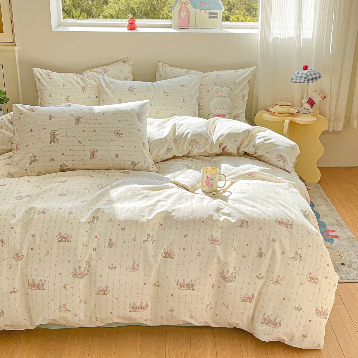 91家纺网 家纺一手货源 找家纺 吉象家纺 2026春夏新款全棉纯棉印花四件套 免兔野餐会