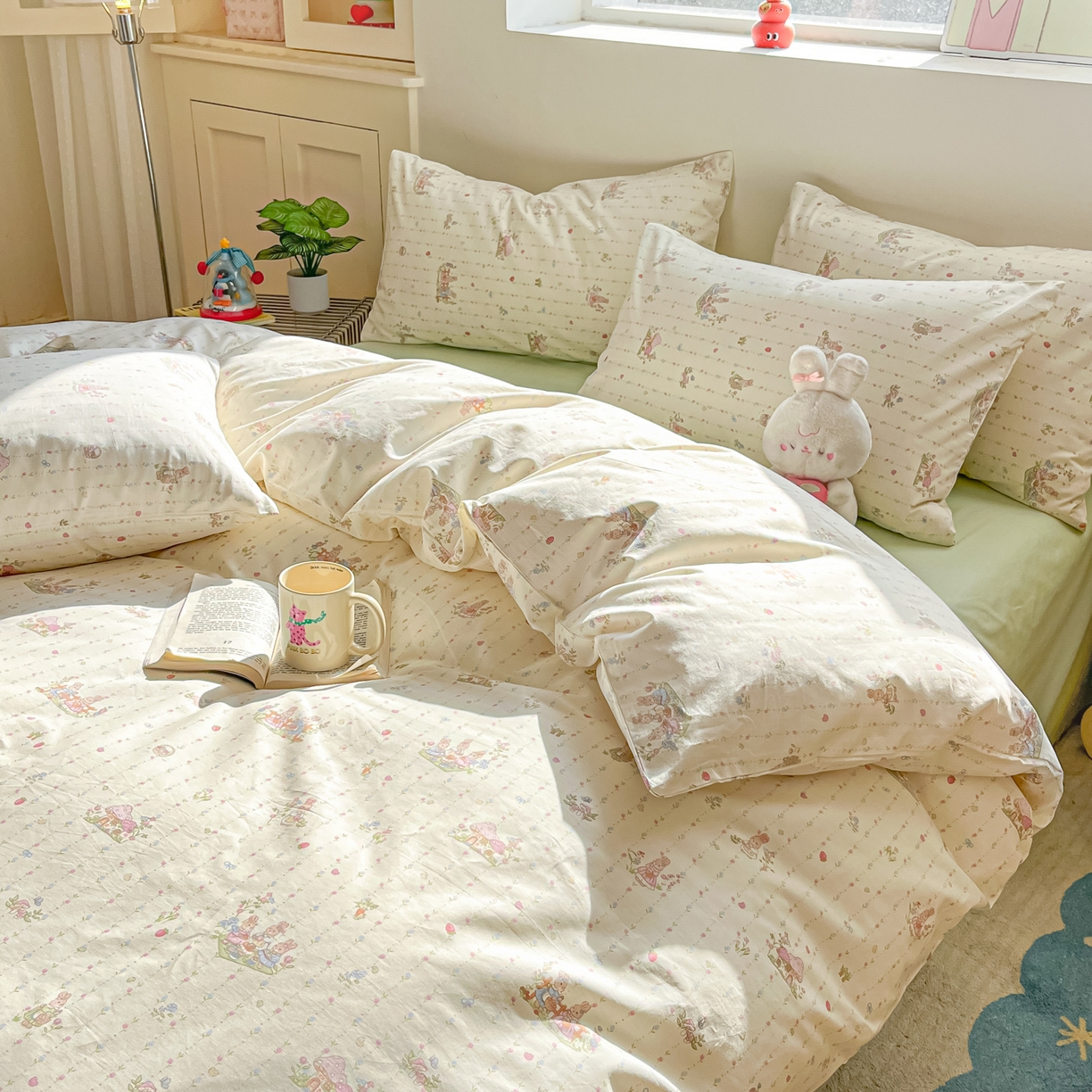 91家纺网 家纺一手货源 找家纺 吉象家纺 2026春夏新款全棉纯棉印花四件套 免兔野餐会