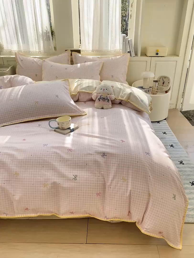 91家纺网 家纺一手货源 找家纺 浮光家居 2026新款全棉贝壳边纯棉四件套系列2 夏日恋格粉