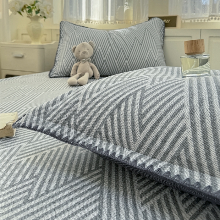 91家纺网 家纺一手货源 找家纺 浮光家居 2026新款全棉贝壳边纯棉单床笠系列2 线韵时尚灰