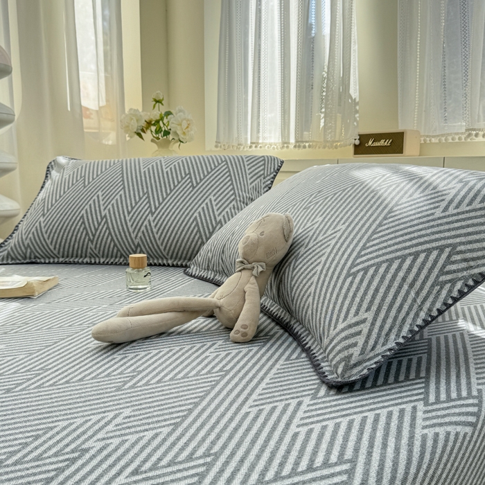 91家纺网 家纺一手货源 找家纺 浮光家居 2026新款全棉贝壳边纯棉单床笠系列2 线韵时尚灰