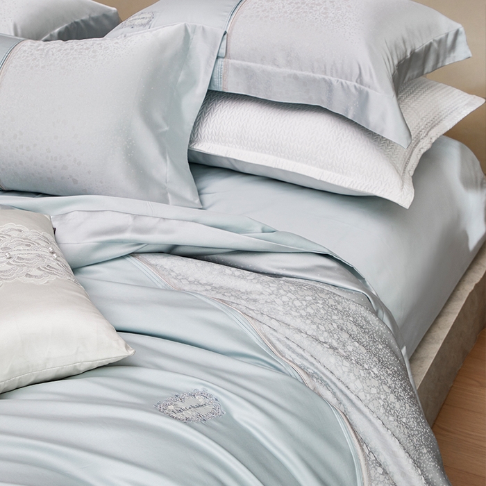 91家纺网 家纺一手货源 找家纺 诗黛尔 2026春夏新款高精密长绒棉刺绣芙洛拉系列四件套（会员-20） 芙洛拉 冰晶蓝