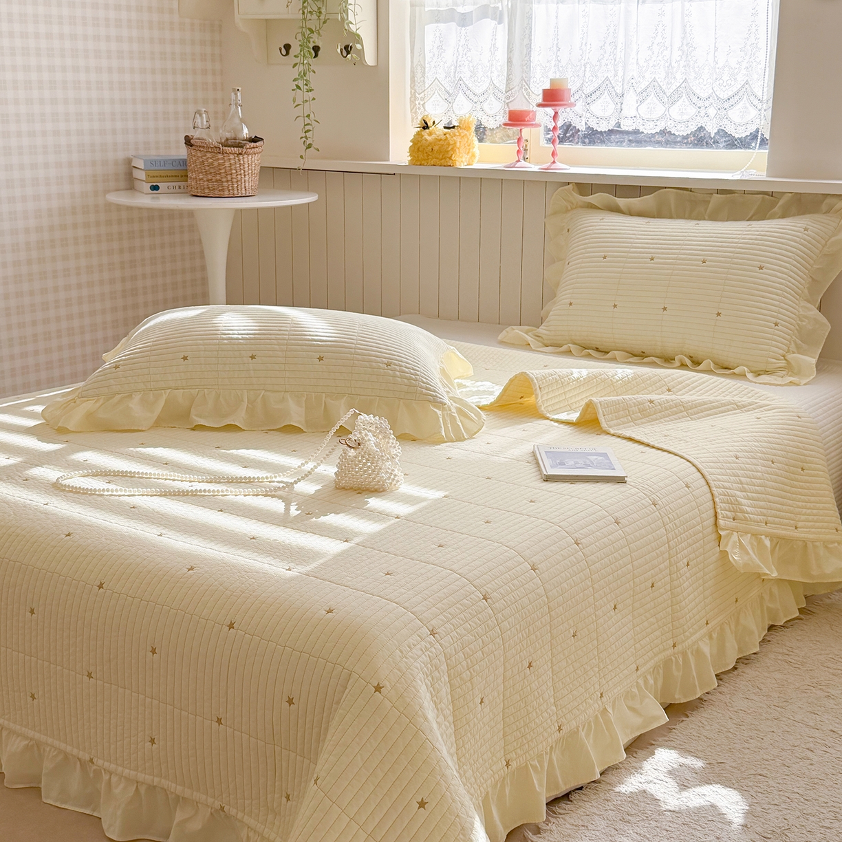 91家纺网 家纺一手货源 找家纺 诗黛尔 2026春夏新款星空间双面60支水洗全棉床盖三件套/四件套 星空间-浅黄