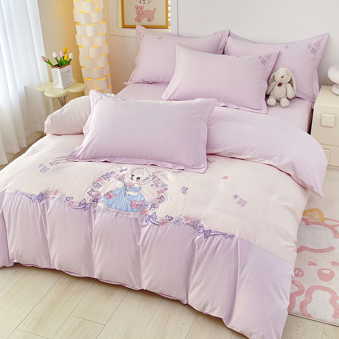 91家纺网 家纺一手货源 找家纺 （总）金绣美居 2026新款全棉纯棉大版贴布绣四件套-兔游花园