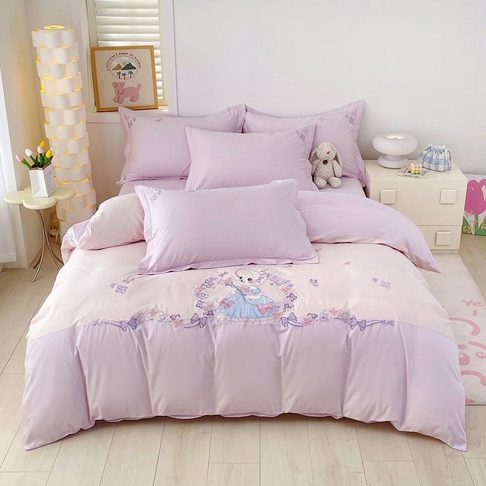 91家纺网 家纺一手货源 找家纺 金绣美居 2026新款全棉纯棉大版贴布绣四件套-兔游花园 兔游花园-紫