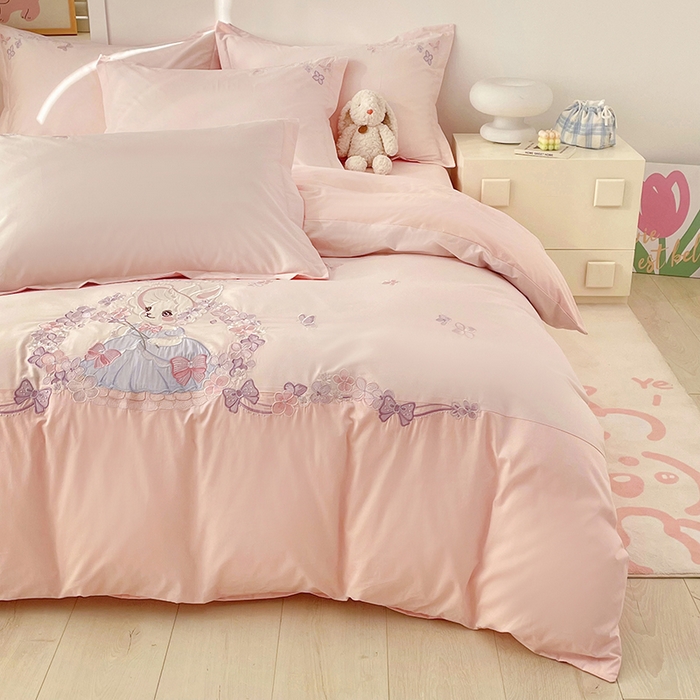 91家纺网 家纺一手货源 找家纺 金绣美居 2026新款全棉纯棉大版贴布绣四件套-兔游花园 兔游花园-粉