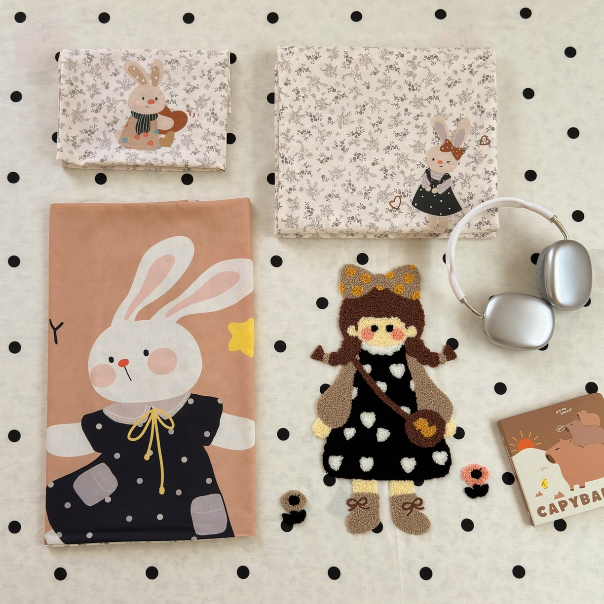 91家纺网 家纺一手货源 找家纺 乐童家纺 2026新款13370纯棉毛巾绣呆萌系列四件套第一波 波点女孩