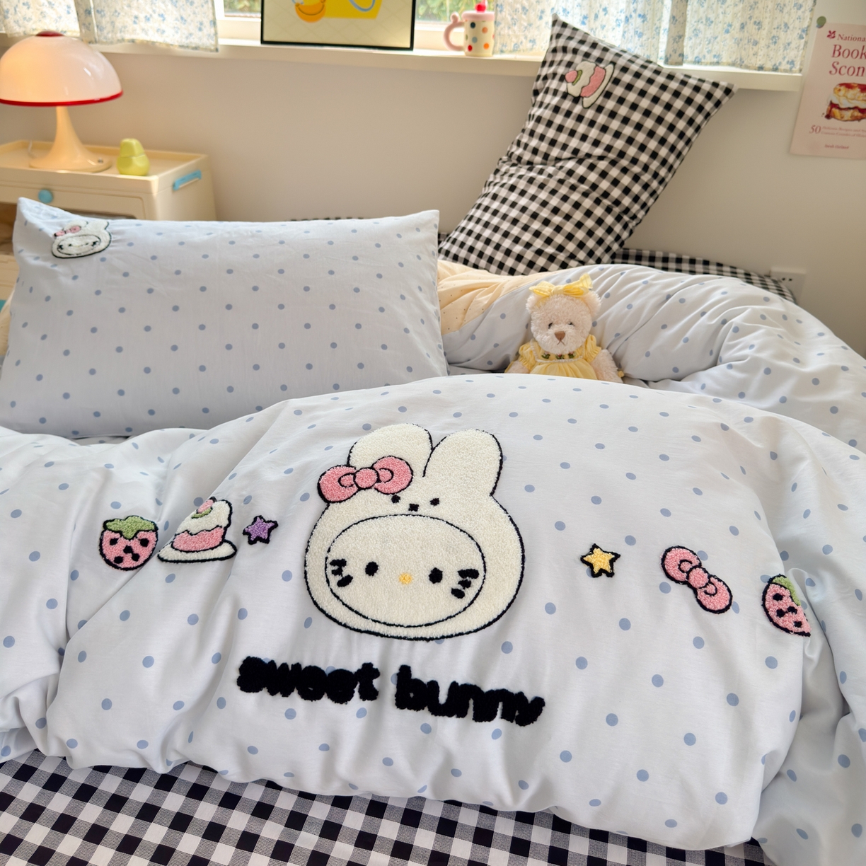 91家纺网 家纺一手货源 找家纺 乐童家纺 2026新款13370纯棉毛巾绣呆萌系列四件套第一波 波点米菲兔