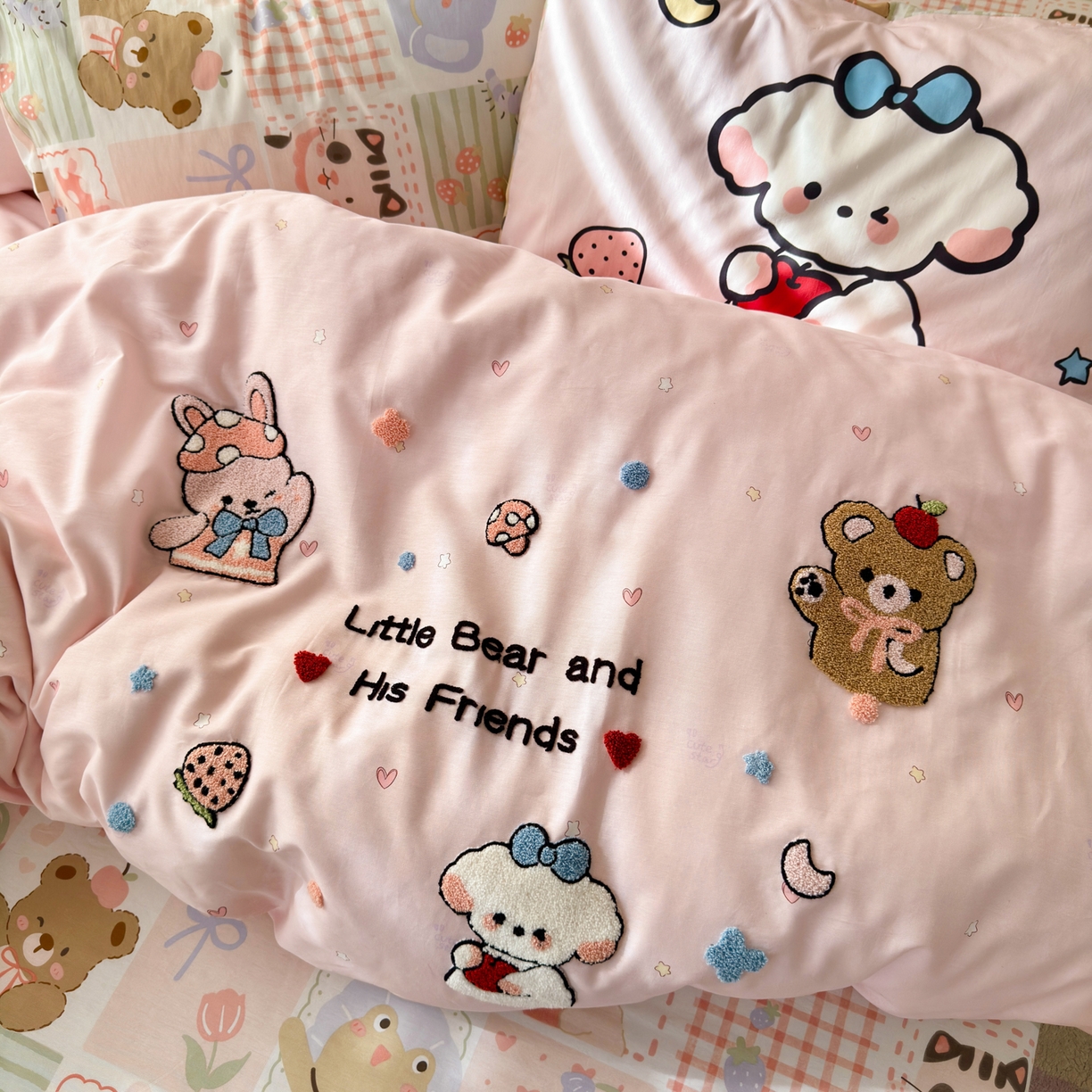 91家纺网 家纺一手货源 找家纺 乐童家纺 2026新款13370纯棉毛巾绣呆萌系列四件套第一波 拼图屋