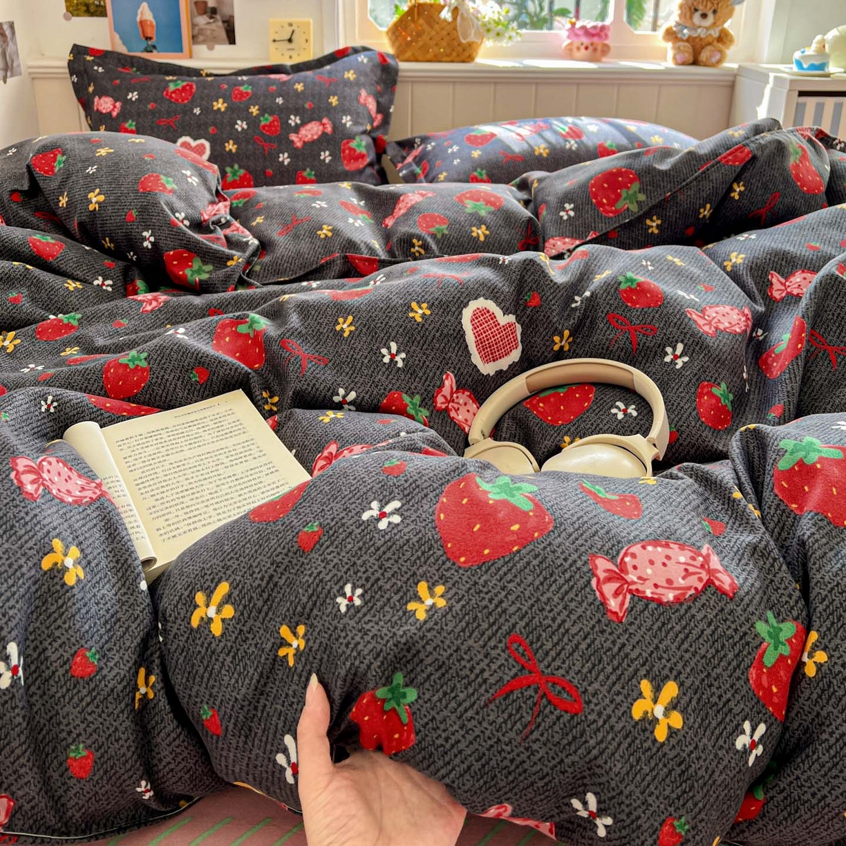 花伞家居 2026直播网销斜纹加厚磨毛印花植物羊绒四件套（更多花型见二链接）莓莓星冰乐