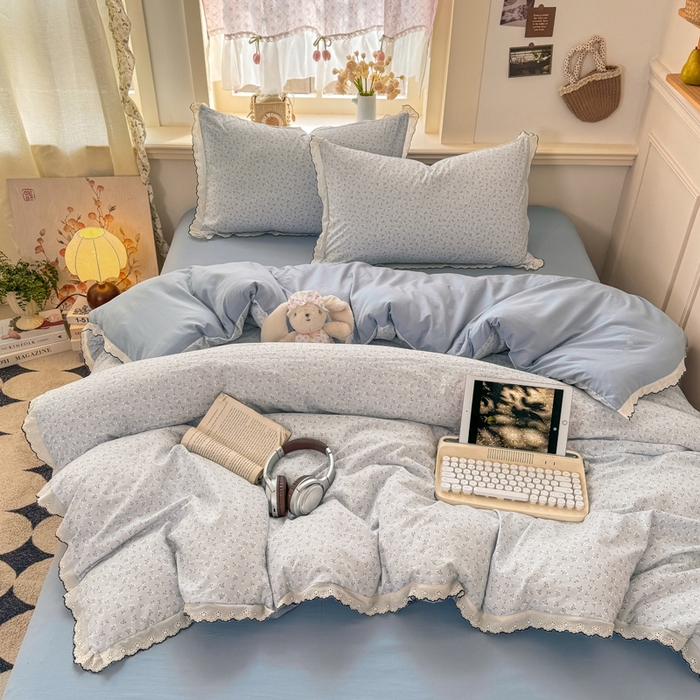 91家纺网 家纺一手货源 找家纺 梦纤绒 2026新款A类仿棉古法水洗棉法式全棉花边四件套 小幸运-蓝