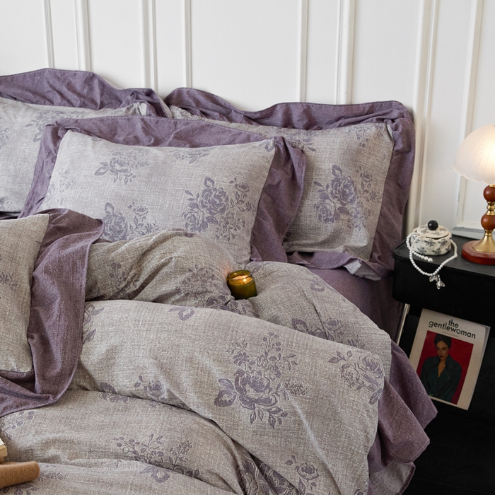 91家纺网 家纺一手货源 找家纺 梦纤绒 2026新款高克重法式复古亚麻花边款四件套 时光紫