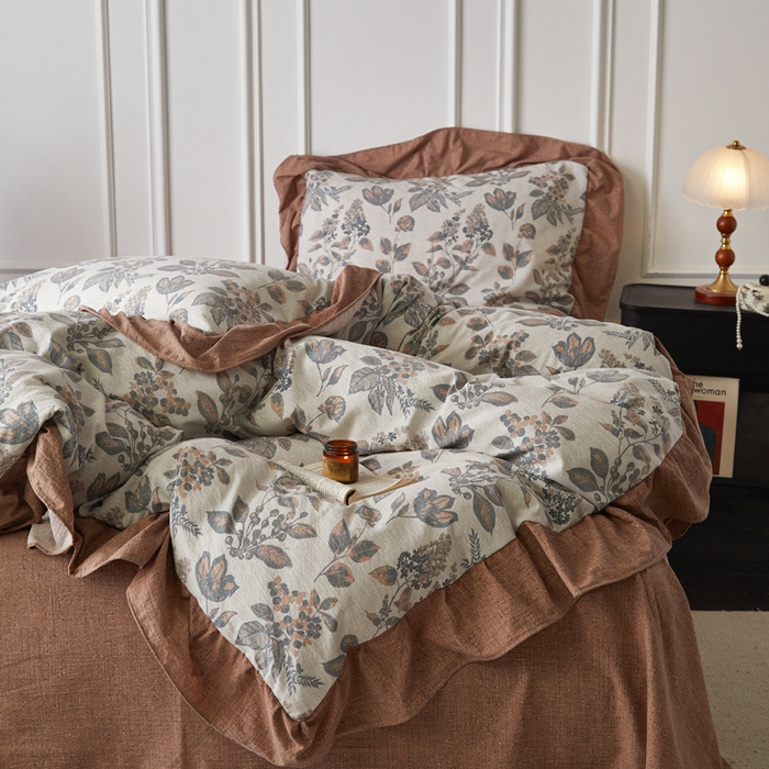 91家纺网 家纺一手货源 找家纺 梦纤绒 2026新款高克重法式复古亚麻花边款四件套 雾影