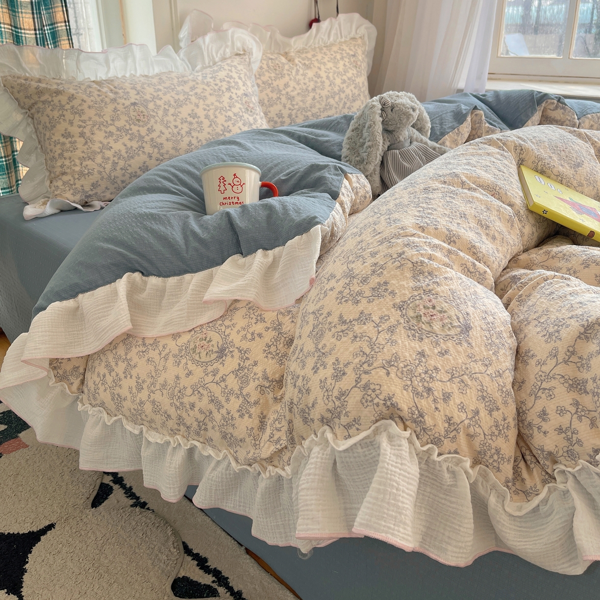 91家纺网 家纺一手货源 找家纺 （总）繁花家居 2026新款韩系花边小碎花泡芙棉云感邹邹纱费尔岛风四件套