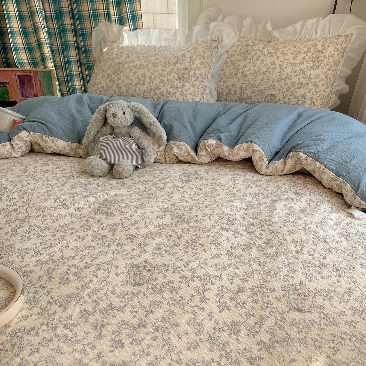 91家纺网 家纺一手货源 找家纺 （总）繁花家居 2026新款韩系花边小碎花泡芙棉云感邹邹纱费尔岛风四件套