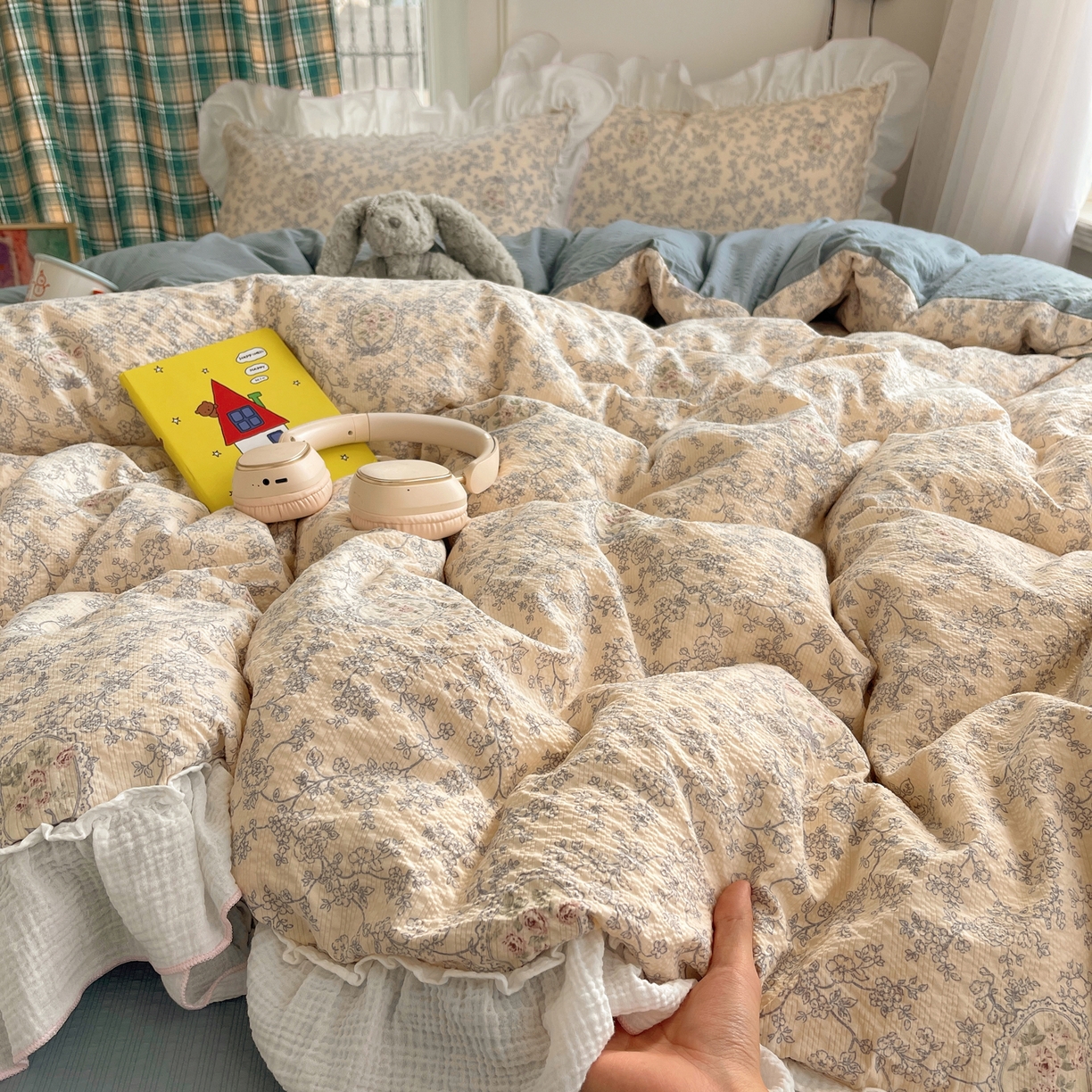 91家纺网 家纺一手货源 找家纺 （总）繁花家居 2026新款韩系花边小碎花泡芙棉云感邹邹纱费尔岛风四件套