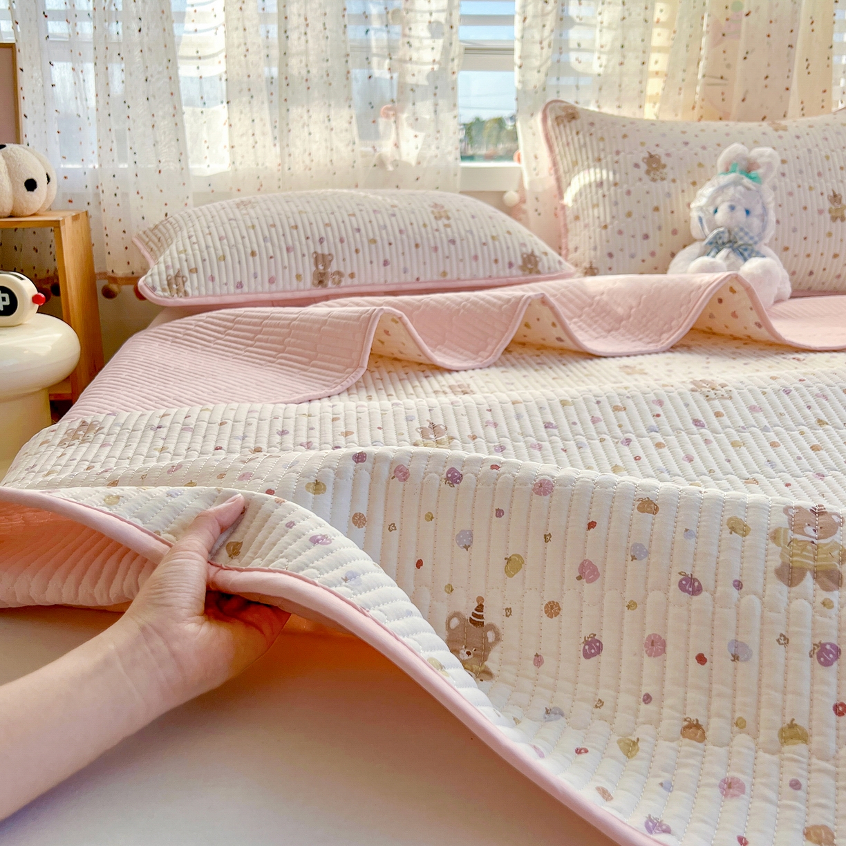 91家纺网 家纺一手货源 找家纺 （总）X猫先生 2026新款全棉床盖小清新夹棉床单炕盖四季跑量款