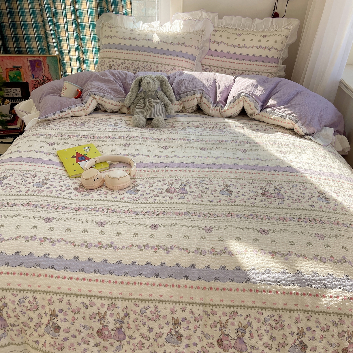 91家纺网 家纺一手货源 找家纺 繁花家居 2026新款韩系花边小碎花泡芙棉云感邹邹纱费尔岛风四件套 萝莉小兔