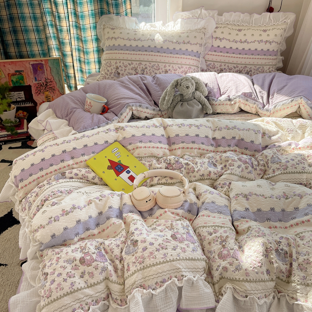 91家纺网 家纺一手货源 找家纺 繁花家居 2026新款韩系花边小碎花泡芙棉云感邹邹纱费尔岛风四件套 萝莉小兔