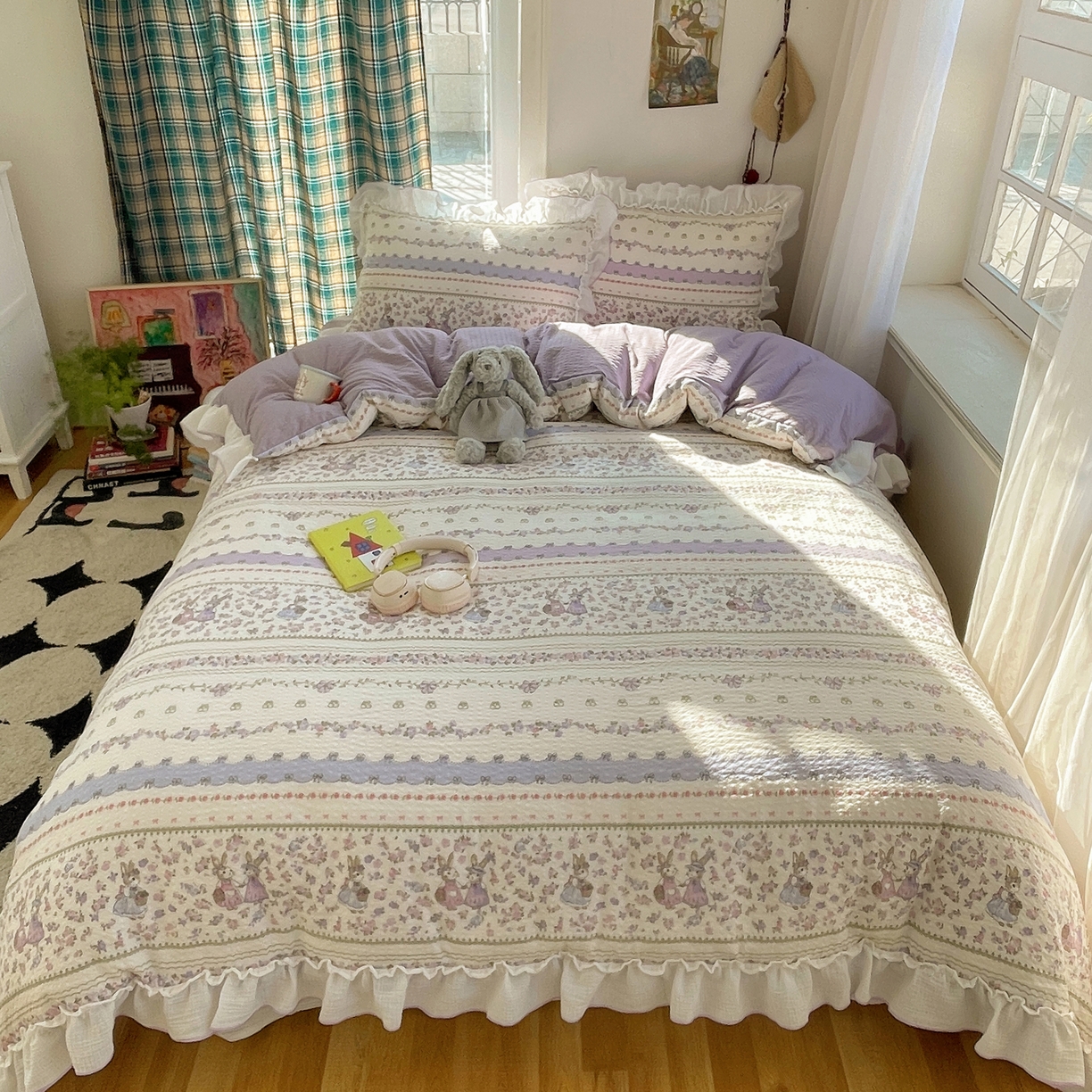 91家纺网 家纺一手货源 找家纺 繁花家居 2026新款韩系花边小碎花泡芙棉云感邹邹纱费尔岛风四件套 萝莉小兔