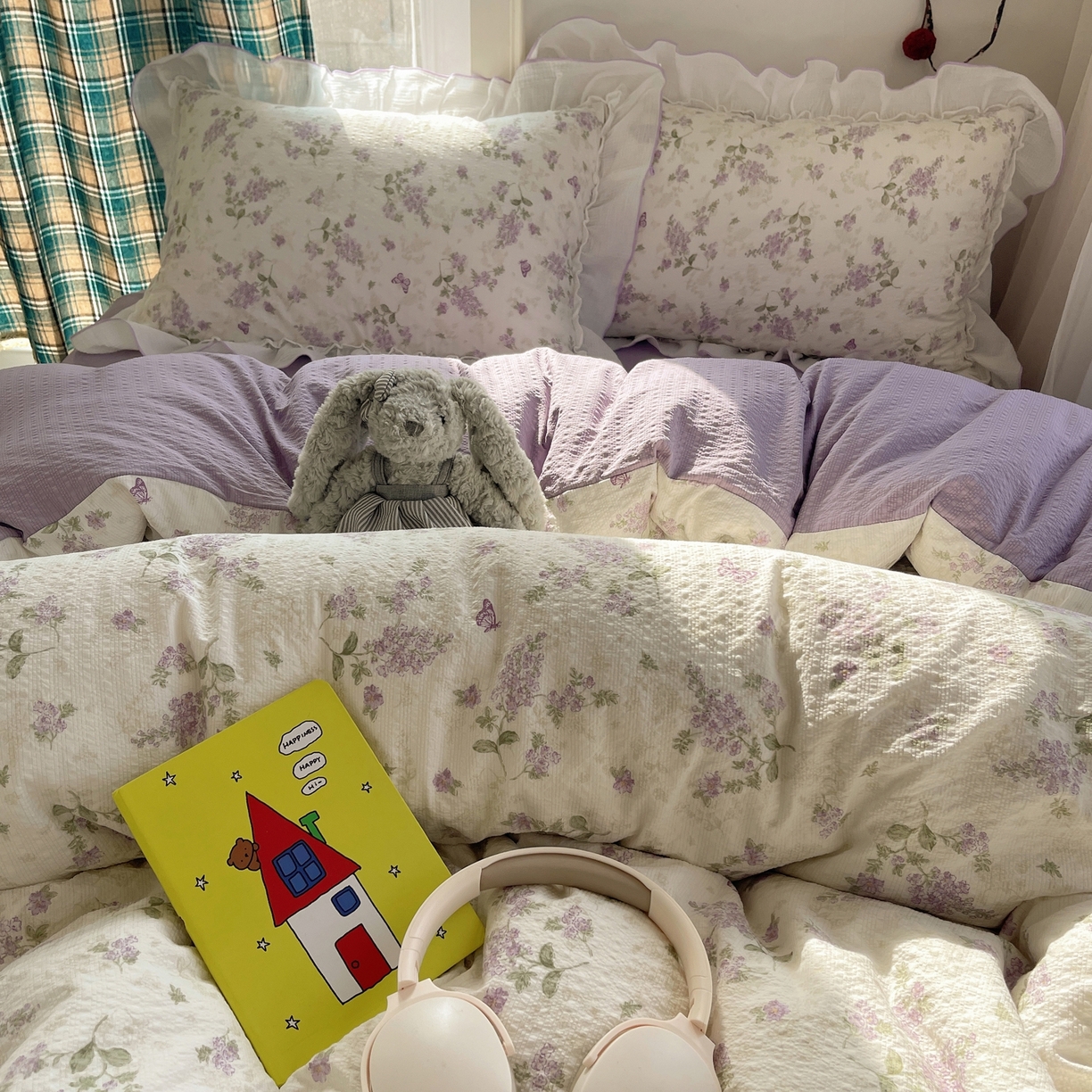 91家纺网 家纺一手货源 找家纺 繁花家居 2026新款韩系花边小碎花泡芙棉云感邹邹纱费尔岛风四件套 紫藤蝶舞