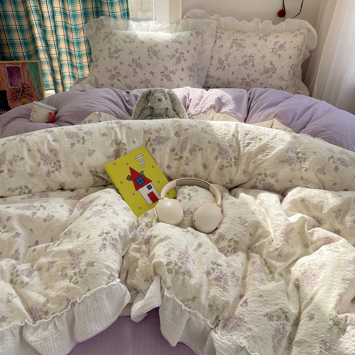 91家纺网 家纺一手货源 找家纺 繁花家居 2026新款韩系花边小碎花泡芙棉云感邹邹纱费尔岛风四件套 紫藤蝶舞