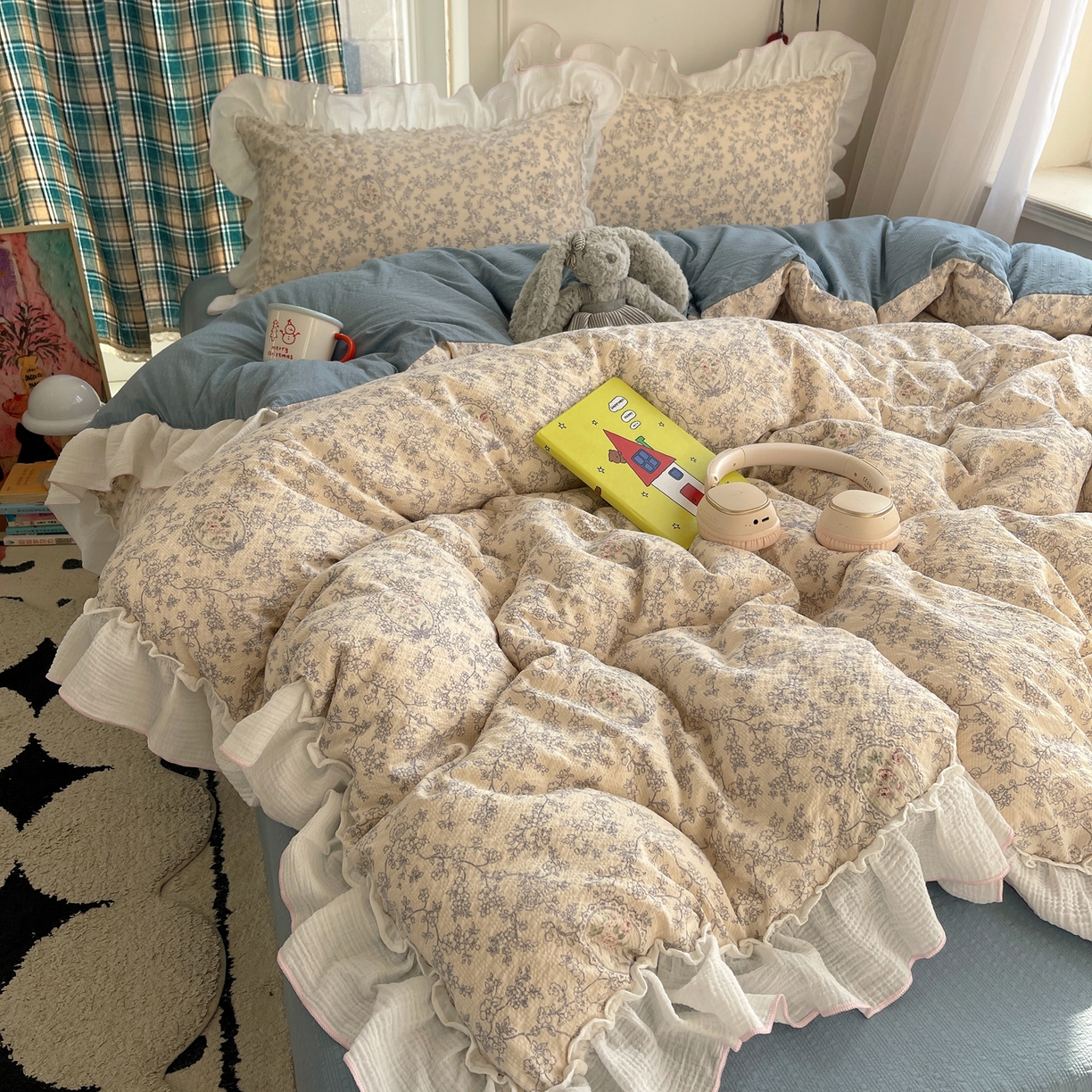 91家纺网 家纺一手货源 找家纺 （总）繁花家居 2025新款羊羔绒牛奶绒绣花喵喵系列毛毯