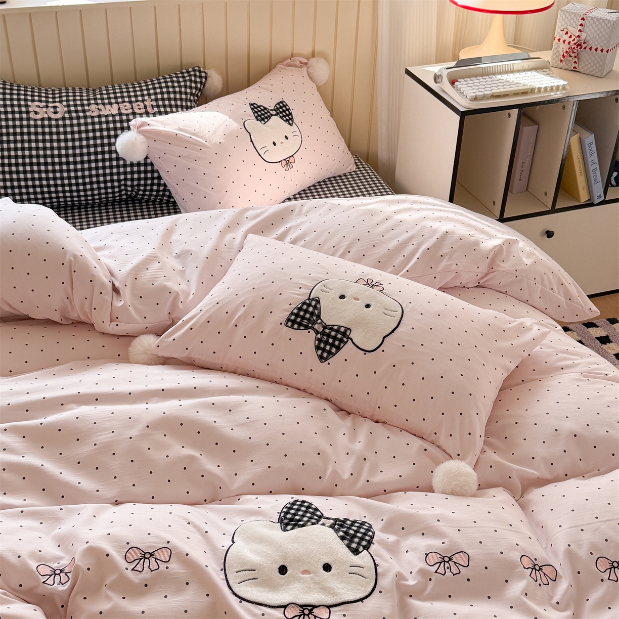 91家纺网 家纺一手货源 找家纺 （总）吾欢心 2026春夏新款古法水洗仿棉卡通贴布绣四件套可爱猫咪