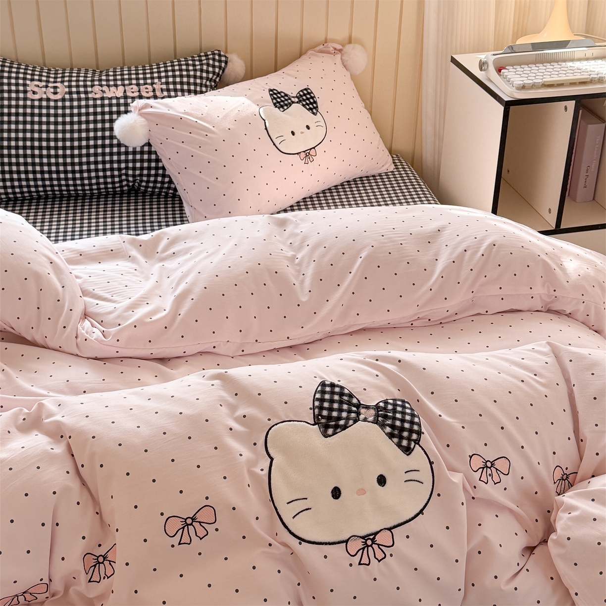 91家纺网 家纺一手货源 找家纺 （总）吾欢心 2026春夏新款古法水洗仿棉卡通贴布绣四件套可爱猫咪