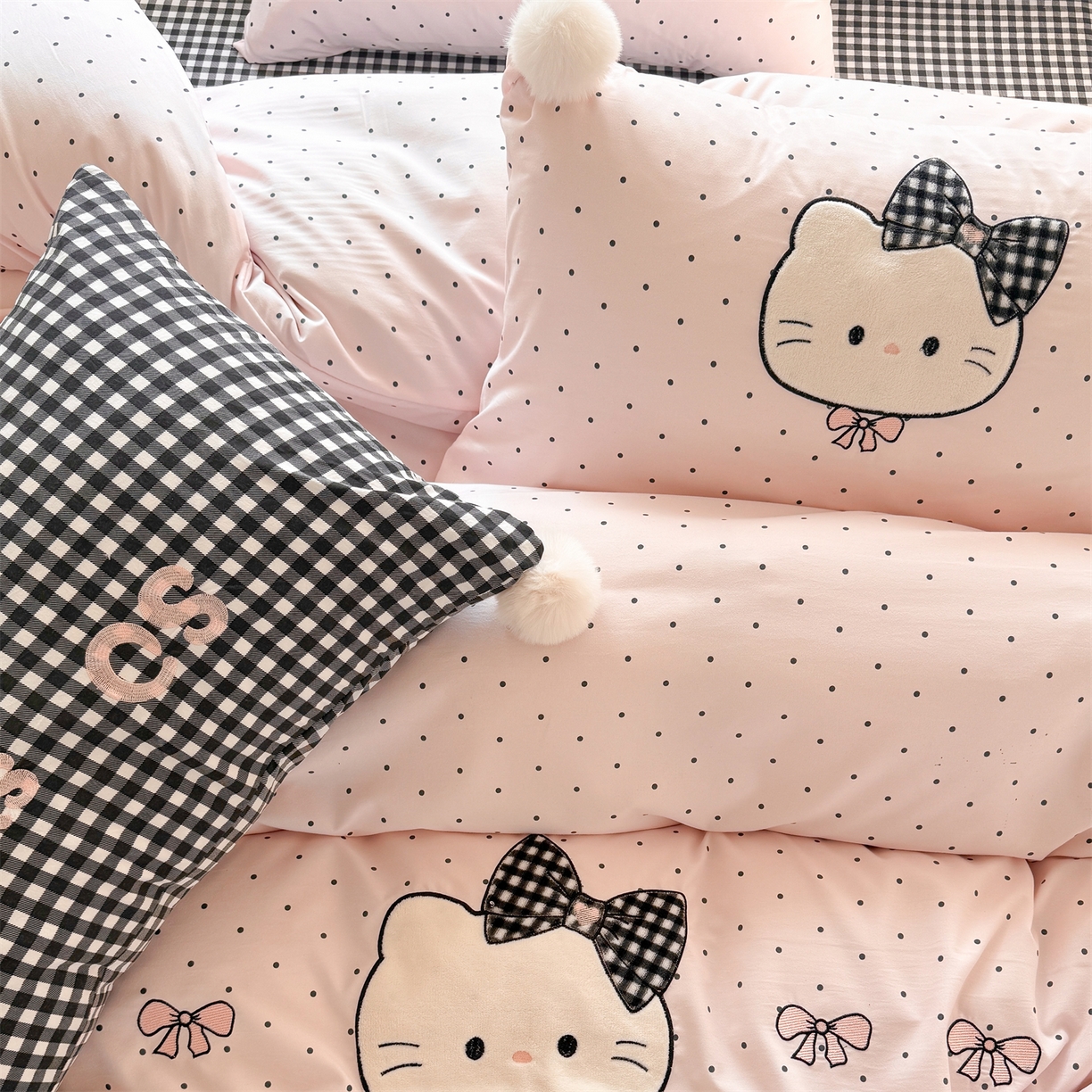 91家纺网 家纺一手货源 找家纺 （总）吾欢心 2026春夏新款古法水洗仿棉卡通贴布绣四件套可爱猫咪