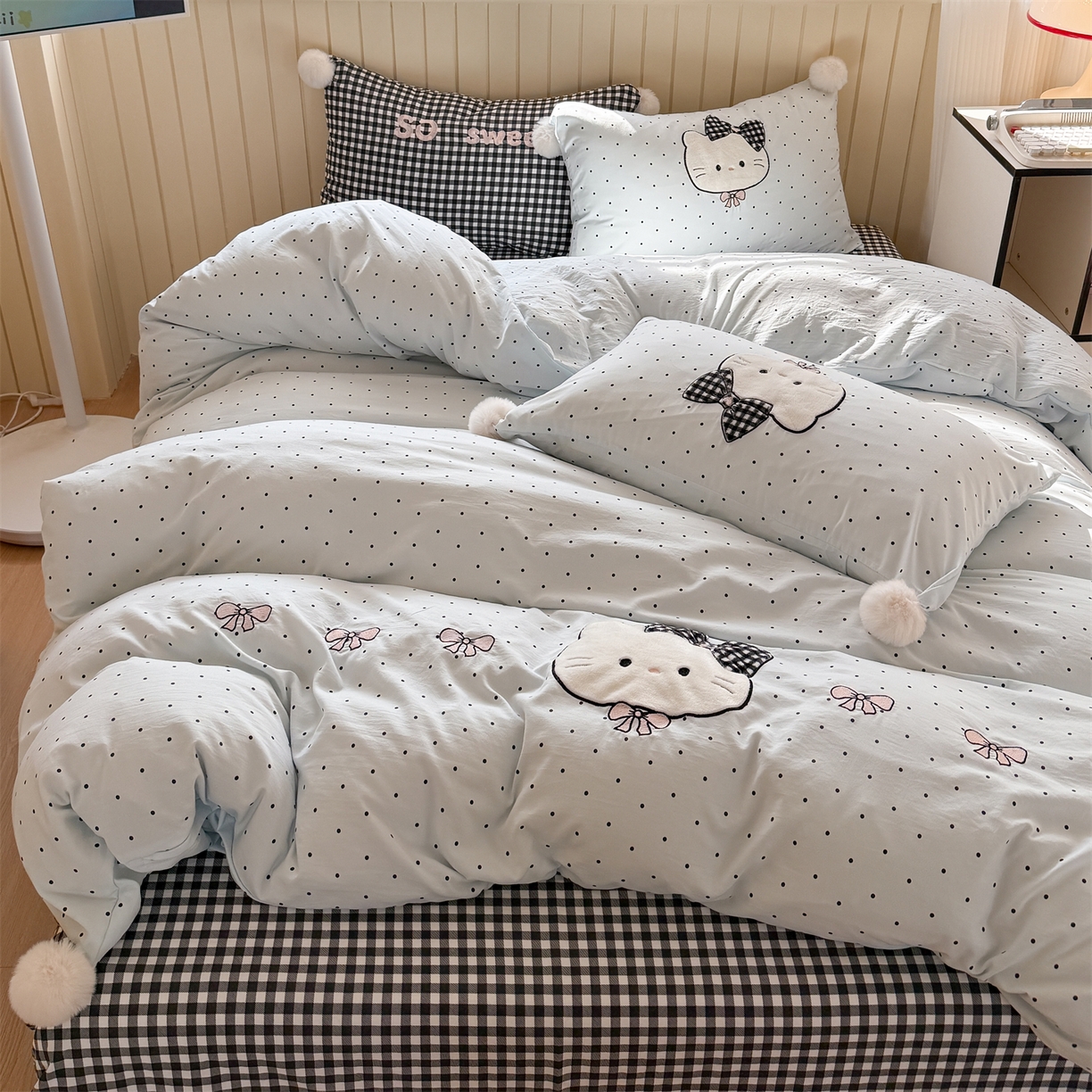 91家纺网 家纺一手货源 找家纺 吾欢心 2026春夏新款古法水洗仿棉卡通贴布绣四件套可爱猫咪 可爱猫咪蓝