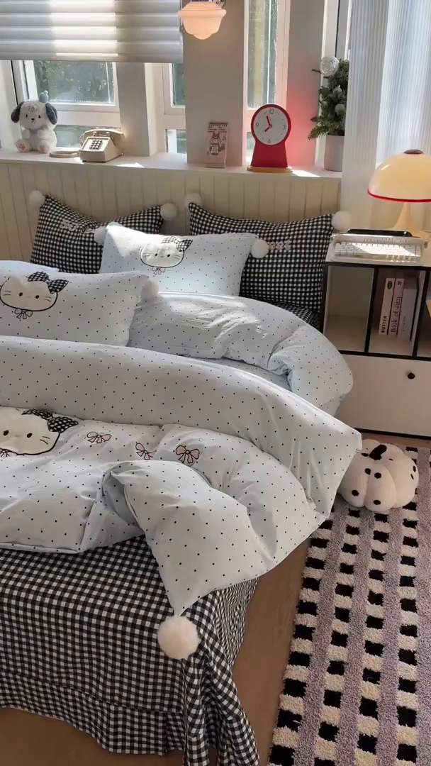 91家纺网 家纺一手货源 找家纺 吾欢心 2026春夏新款古法水洗仿棉卡通贴布绣四件套可爱猫咪 可爱猫咪蓝