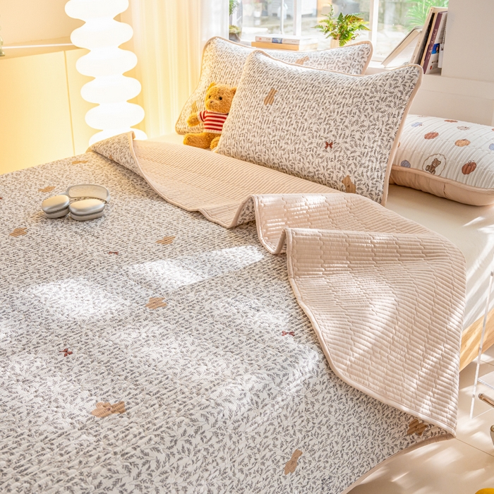 91家纺网 家纺一手货源 找家纺 （总）X猫先生 2026新款全棉床盖小清新夹棉床单炕盖四季跑量款