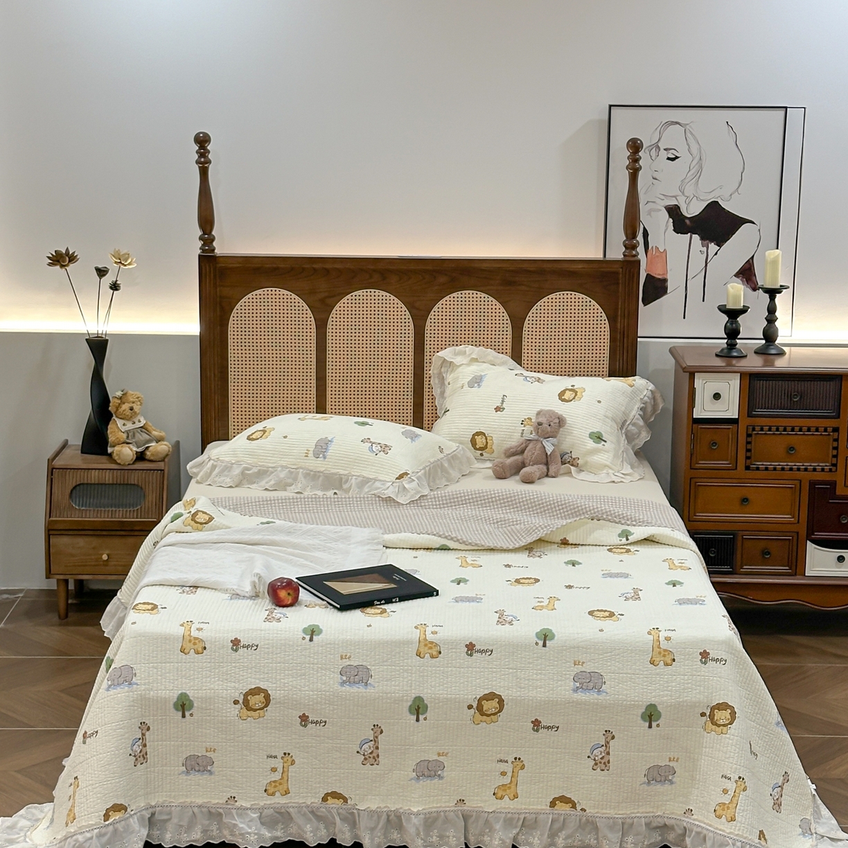 91家纺网 家纺一手货源 找家纺 床盖工厂店 2025新款法式双面全面填充棉花床盖三件套 游乐园