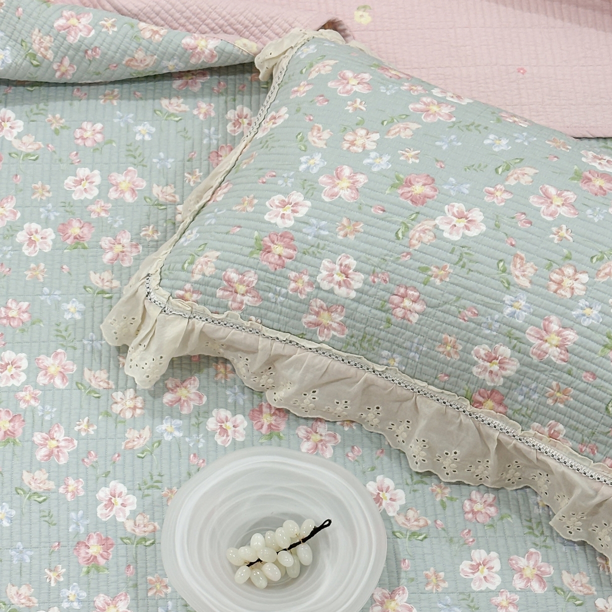 91家纺网 家纺一手货源 找家纺 床盖工厂店 2025新款法式双面全面填充棉花床盖三件套 恋恋花开-绿