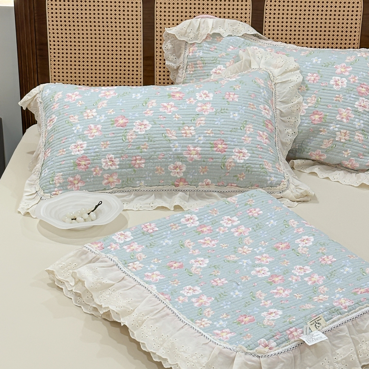 91家纺网 家纺一手货源 找家纺 床盖工厂店 2025新款法式双面全面填充棉花床盖三件套 恋恋花开-绿