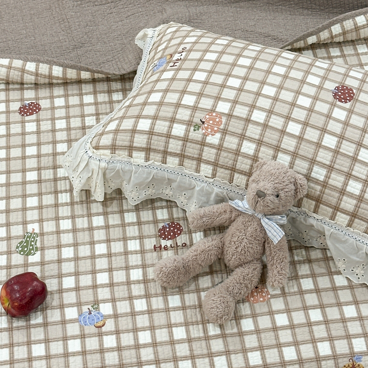 91家纺网 家纺一手货源 找家纺 床盖工厂店 2025新款法式双面全面填充棉花床盖三件套 南瓜绘