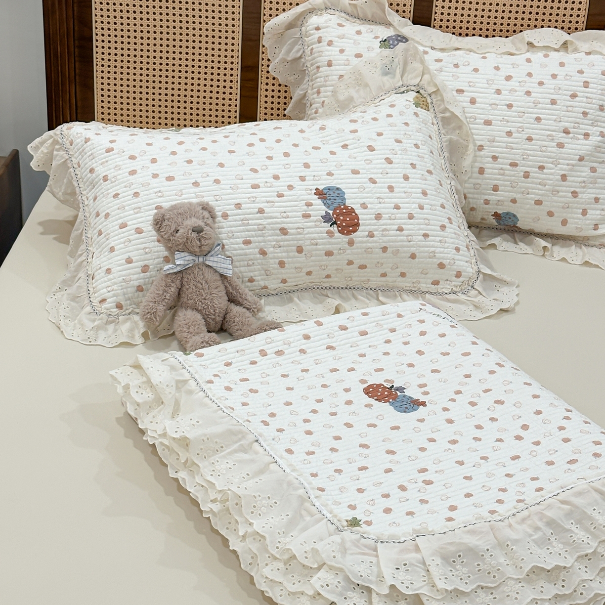 91家纺网 家纺一手货源 找家纺 床盖工厂店 2025新款法式双面全面填充棉花床盖三件套 甜糯软糖