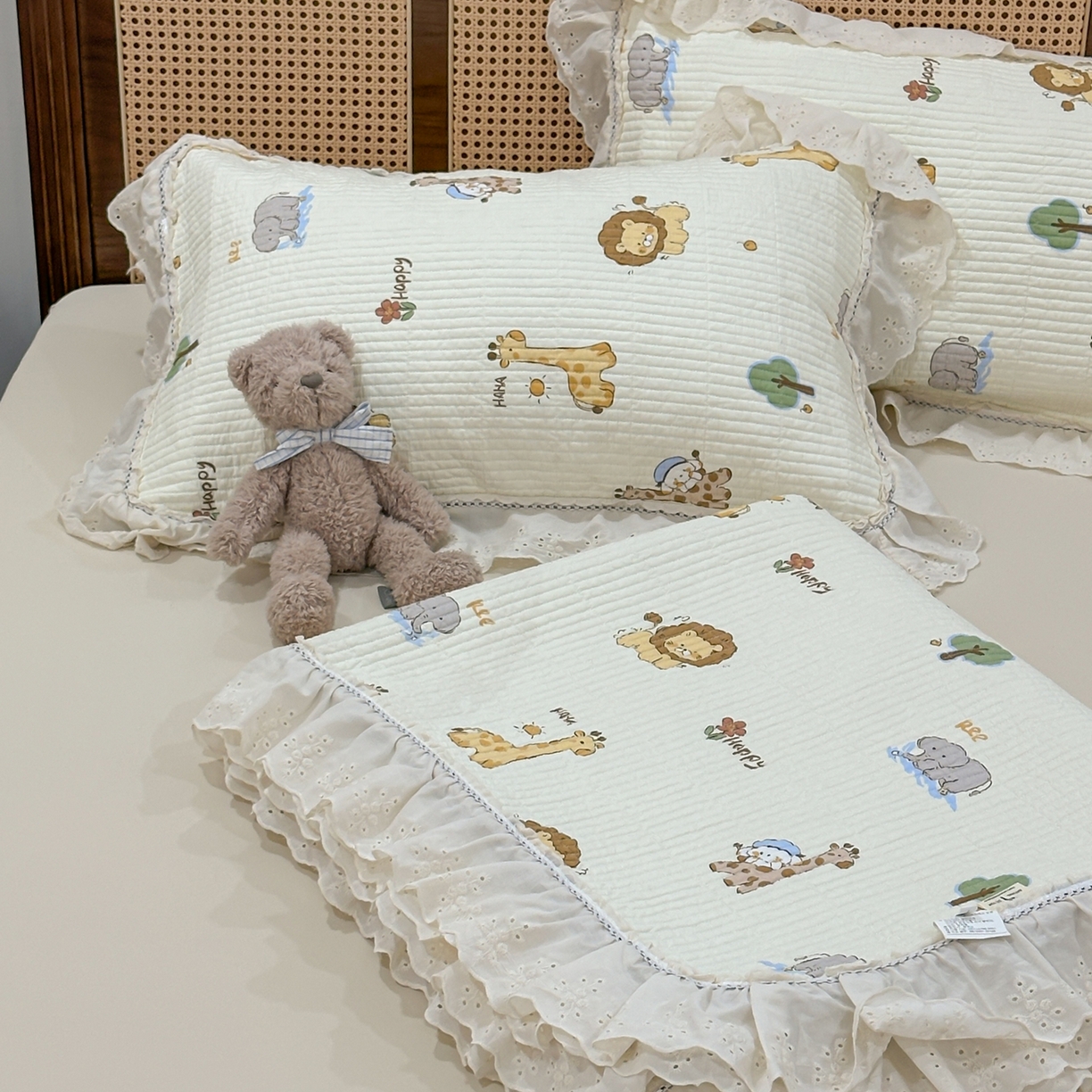 91家纺网 家纺一手货源 找家纺 床盖工厂店 2025新款法式双面全面填充棉花床盖三件套 游乐园