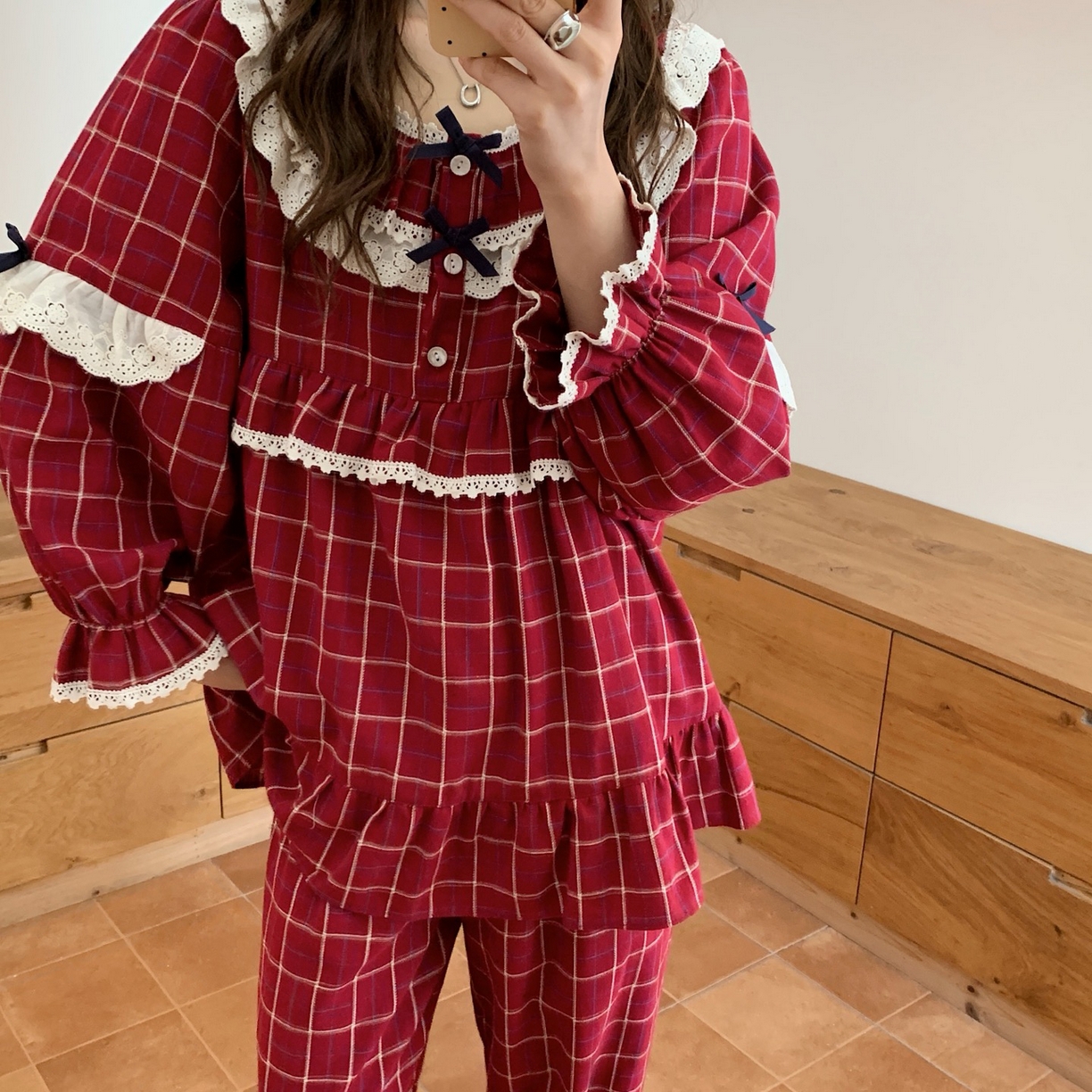 91家纺网 家纺一手货源 找家纺 妍景家居生活馆 2026新款韩系甜美蕾丝花边格子套装 红色