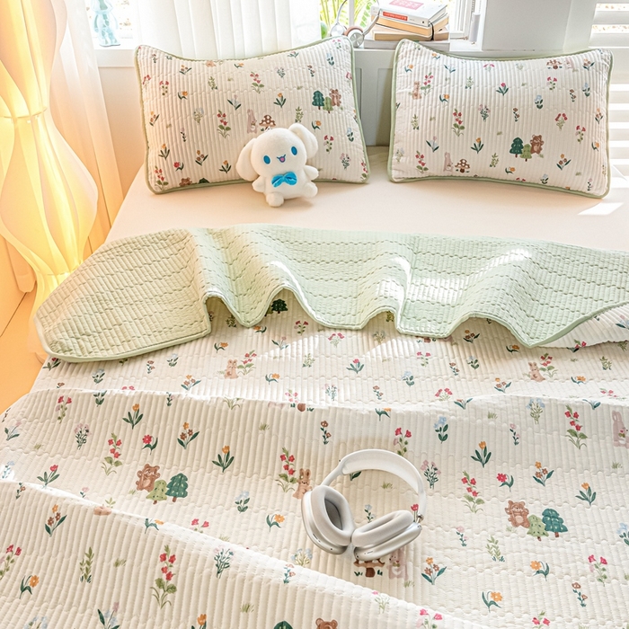 91家纺网 家纺一手货源 找家纺 X猫先生 2026新款全棉床盖小清新夹棉床单炕盖四季跑量款 秘密花园