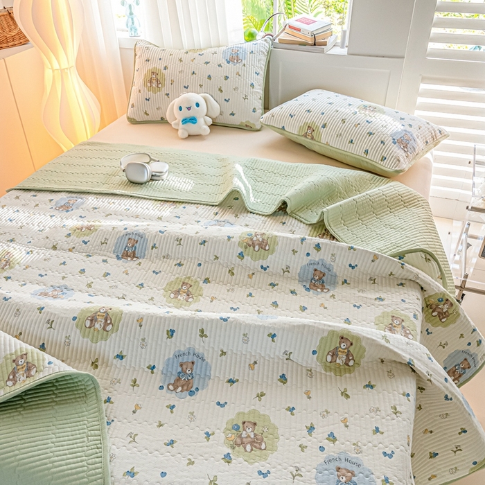 91家纺网 家纺一手货源 找家纺 X猫先生 2026新款全棉床盖小清新夹棉床单炕盖四季跑量款 蜜罐熊