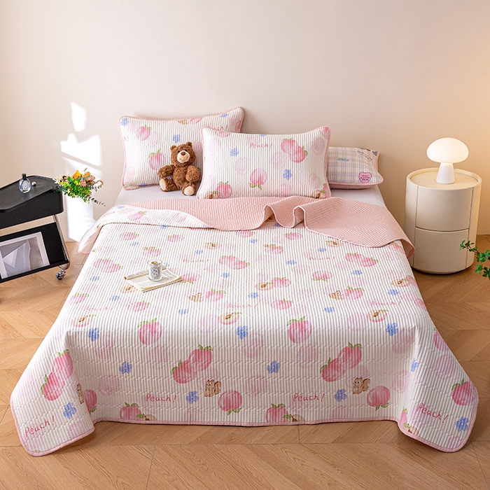 91家纺网 家纺一手货源 找家纺 X猫先生 2026新款全棉床盖小清新夹棉床单炕盖四季跑量款 蜜桃松鼠