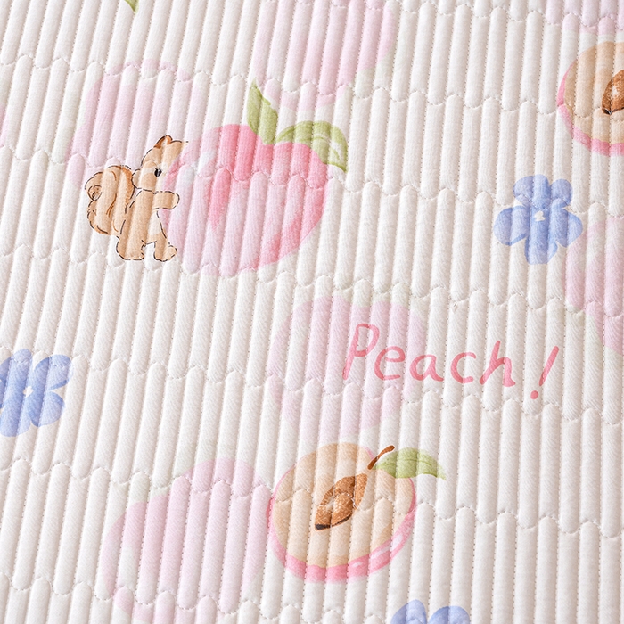 91家纺网 家纺一手货源 找家纺 X猫先生 2026新款全棉床盖小清新夹棉床单炕盖四季跑量款 蜜桃松鼠