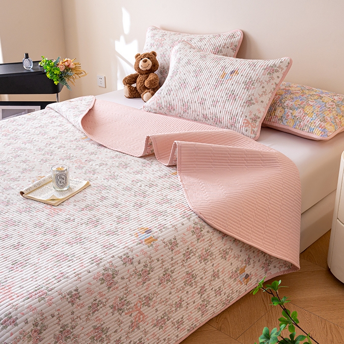 91家纺网 家纺一手货源 找家纺 X猫先生 2026新款全棉床盖小清新夹棉床单炕盖四季跑量款 暮雨花朝