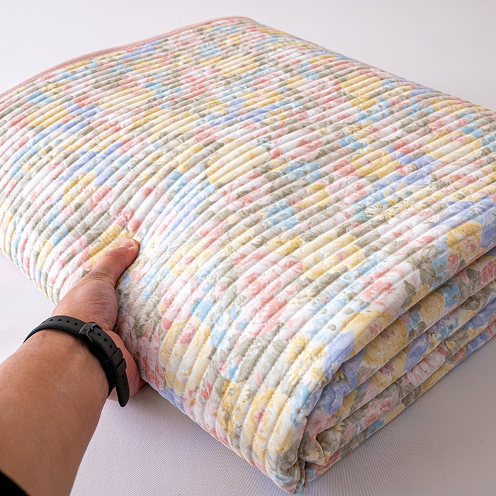 91家纺网 家纺一手货源 找家纺 X猫先生 2026新款全棉床盖小清新夹棉床单炕盖四季跑量款 暖阳绿意