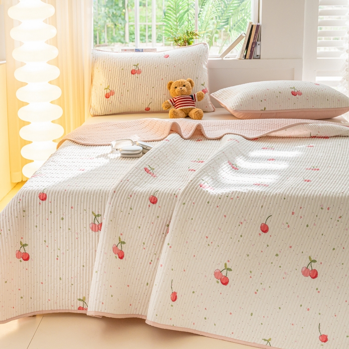 91家纺网 家纺一手货源 找家纺 X猫先生 2026新款全棉床盖小清新夹棉床单炕盖四季跑量款 七彩樱桃